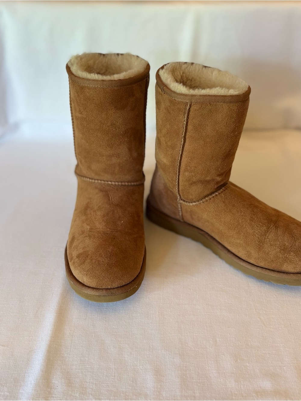 UGG Australia Short Suede Boot - Chestnut Brown Size US 8 - Picture 2 of 8